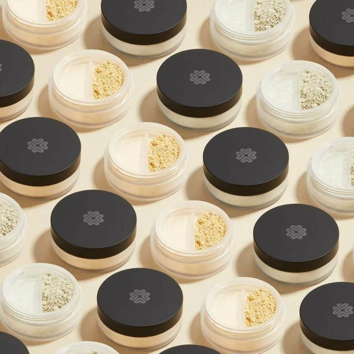 Lily Lolo Blush Away Corrector - Image 4